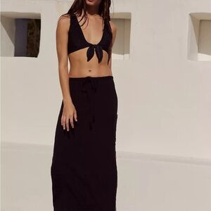 FREE PEOPLE Spotlight Skirt in black